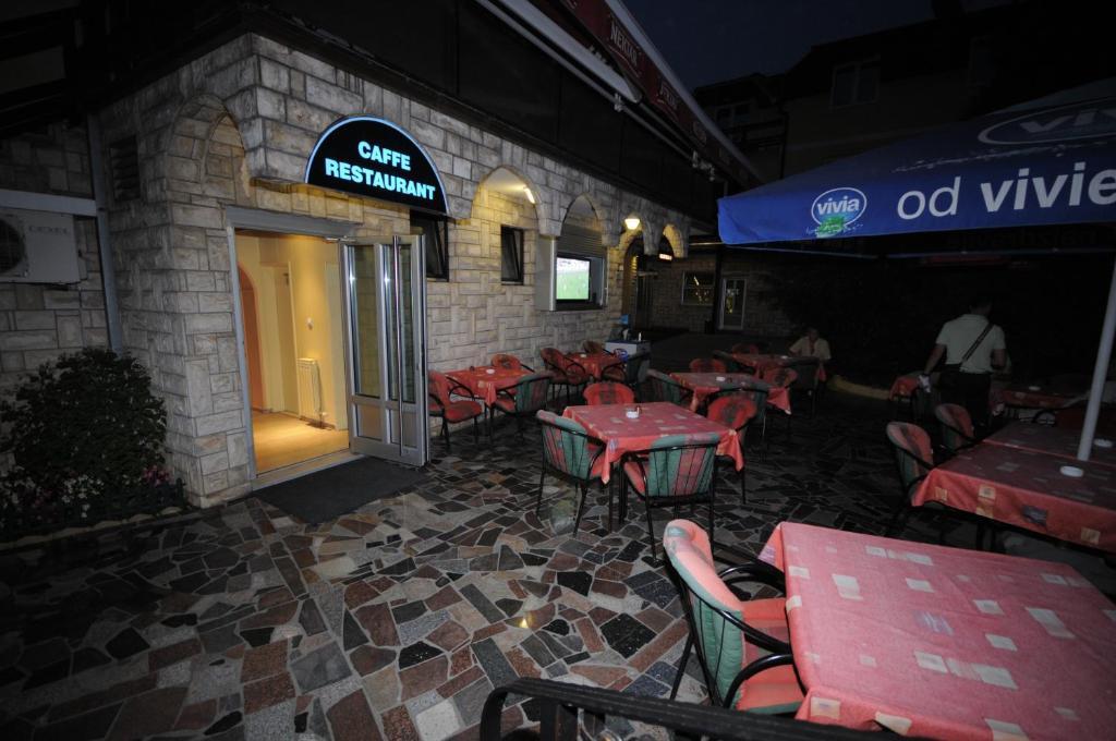 Golden Card Motel Banja Luka Ngoại thất bức ảnh